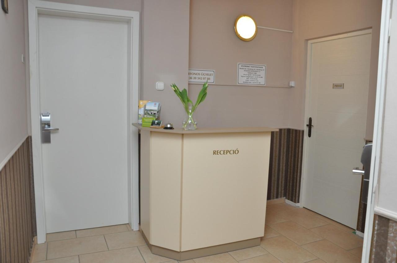 Gloriett Panzio Bed and Breakfast Fertőboz Eksteriør billede
