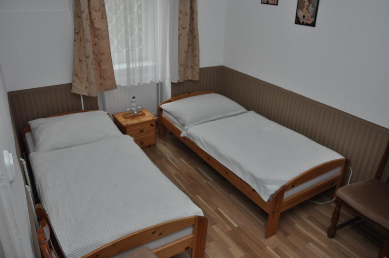 Gloriett Panzio Bed and Breakfast Fertőboz Eksteriør billede