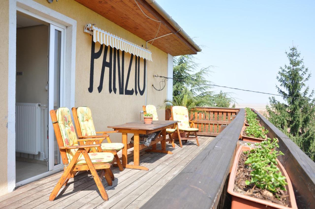 Gloriett Panzio Bed and Breakfast Fertőboz Eksteriør billede