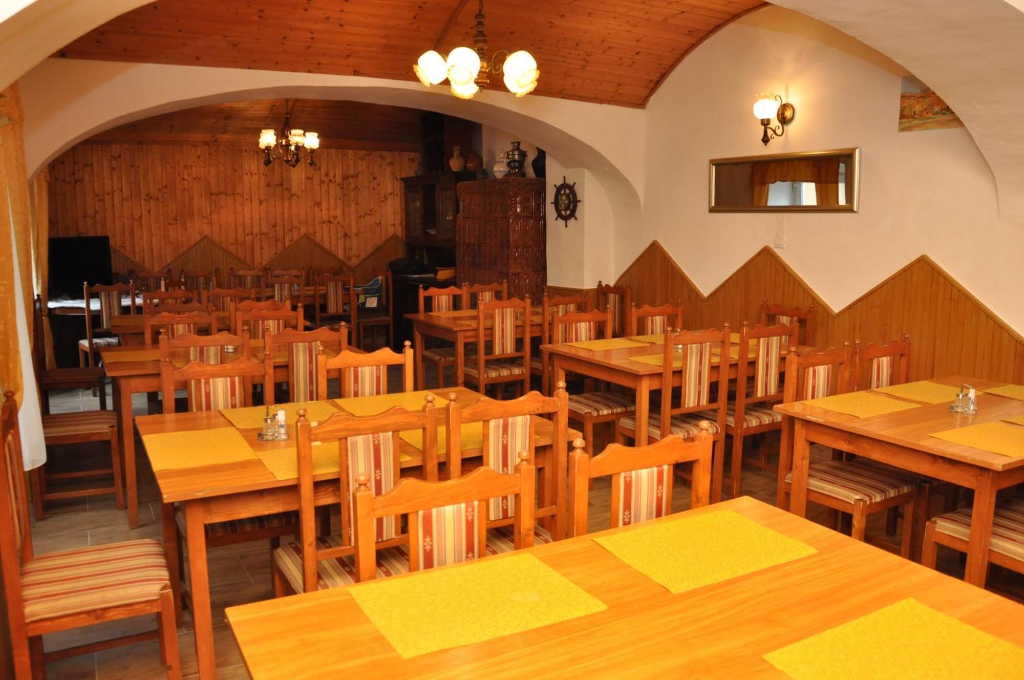 Gloriett Panzio Bed and Breakfast Fertőboz Eksteriør billede