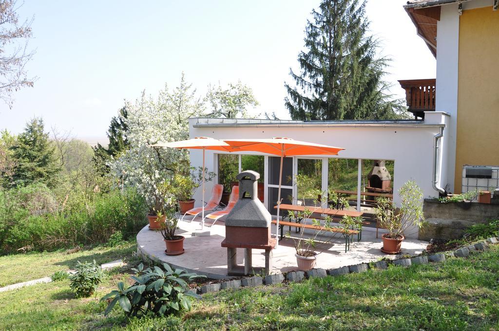 Gloriett Panzio Bed and Breakfast Fertőboz Eksteriør billede